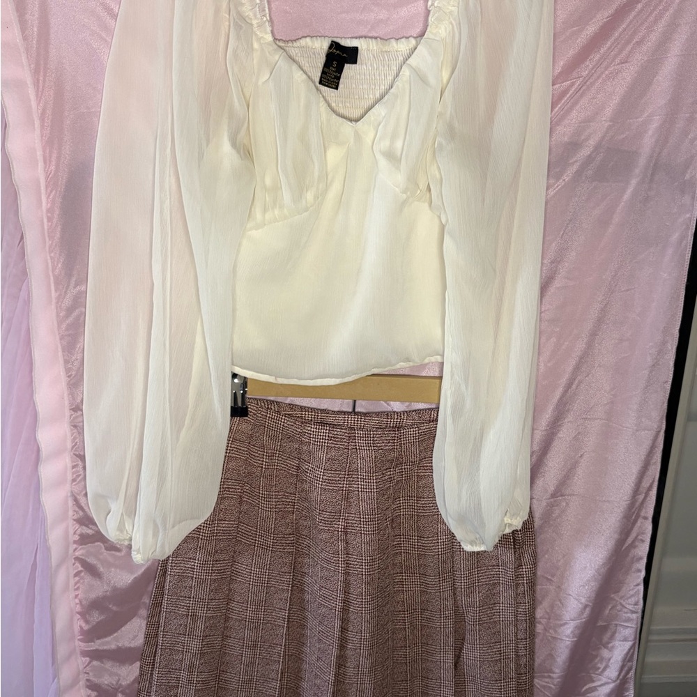 Japna Cream Textured Top